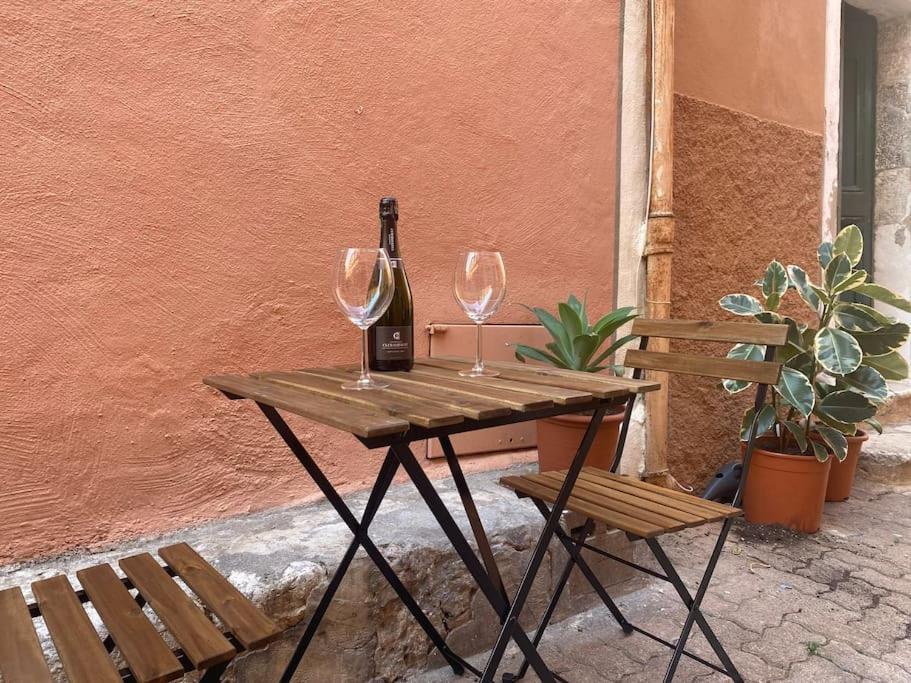 Loft - Centre Historique Leilighet Villefranche-sur-Mer Eksteriør bilde