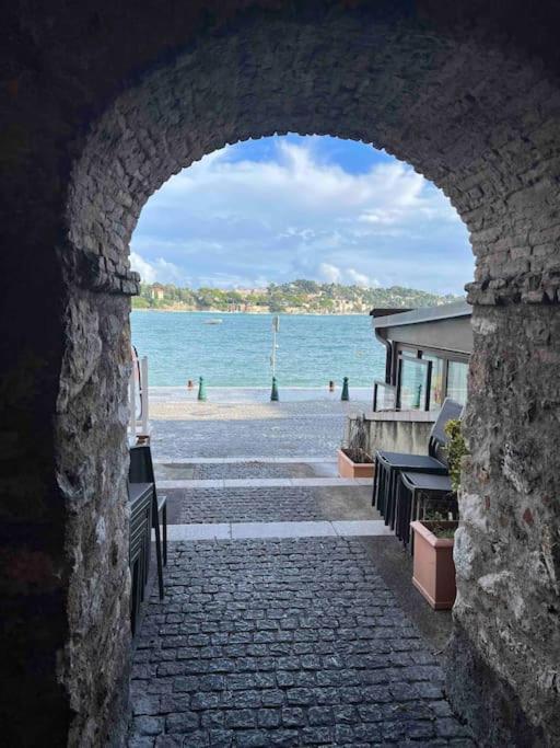 Loft - Centre Historique Leilighet Villefranche-sur-Mer Eksteriør bilde