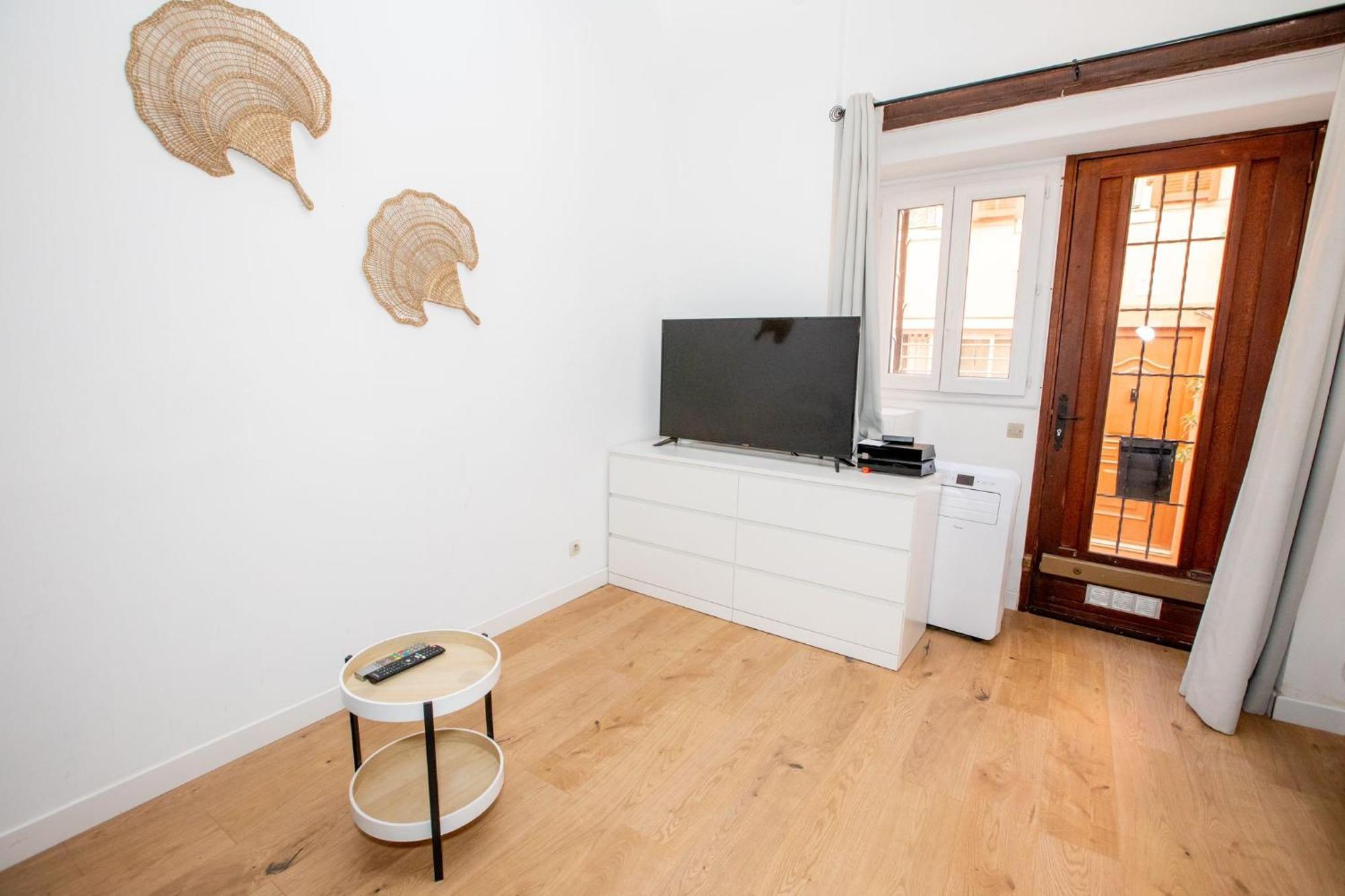 Loft - Centre Historique Leilighet Villefranche-sur-Mer Eksteriør bilde